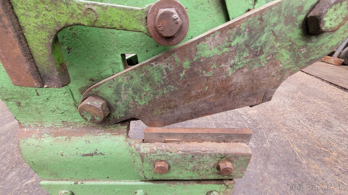 pákové nožnice na plech NCR 300/6 znížená cena - 4