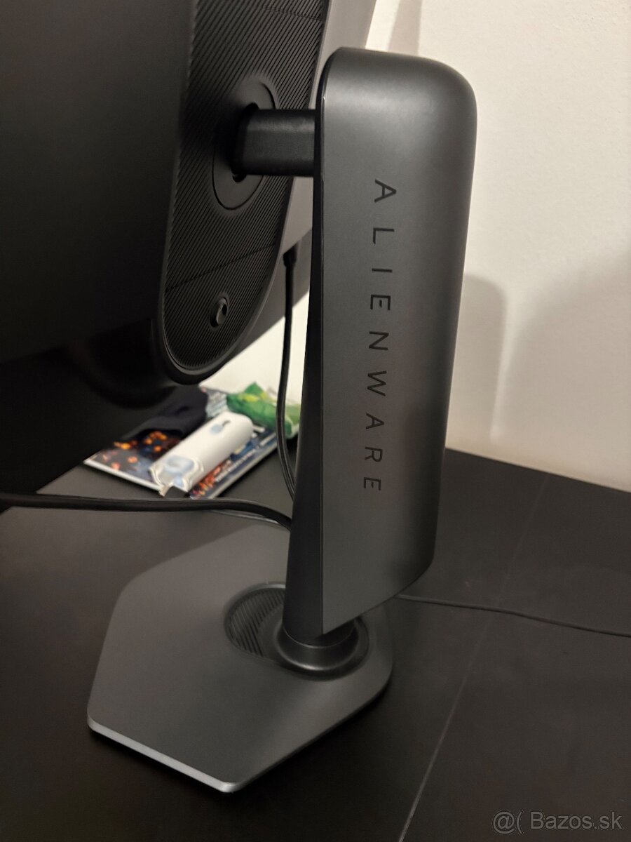 Predam Herny monitor Dell Alienware - 4