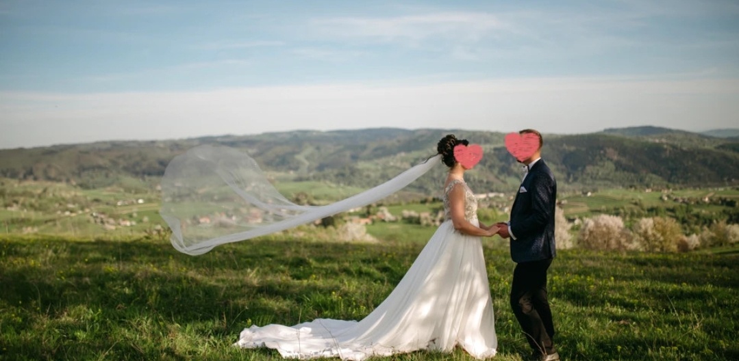 Korálkové svadobné šaty - 4