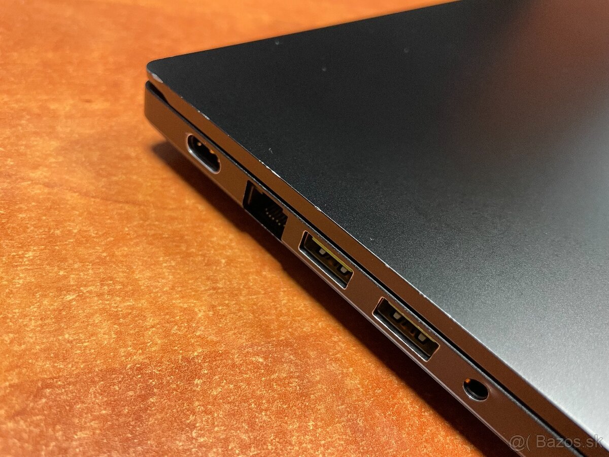 Razer blade 15 rz09-03006G92 - 4