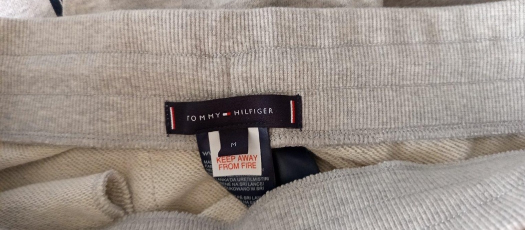 Nenosené slim tepláky Tommy Hilfiger, veľ.M - 4