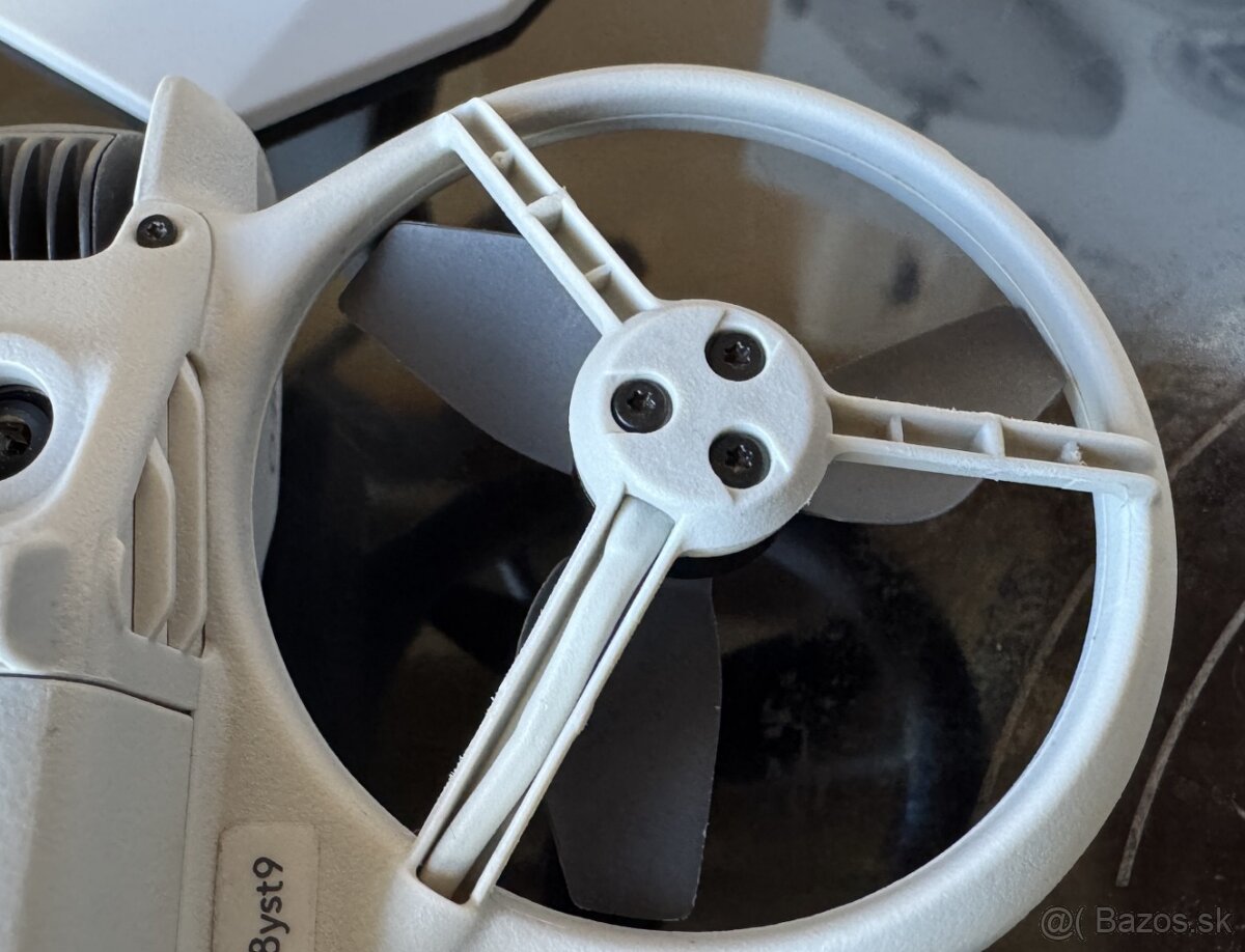 DJI Neo Fly More Combo - 4