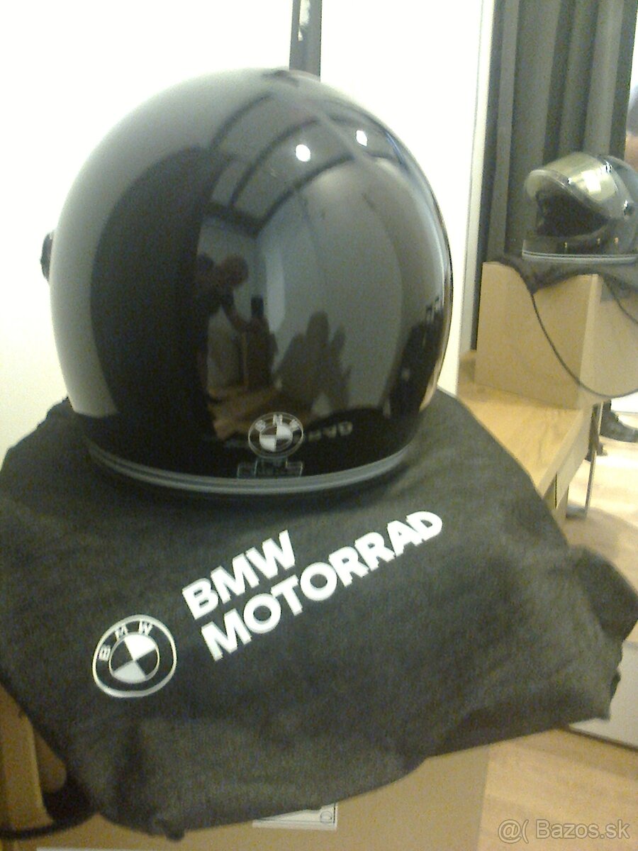 Motorkárska prilba BMW - 4