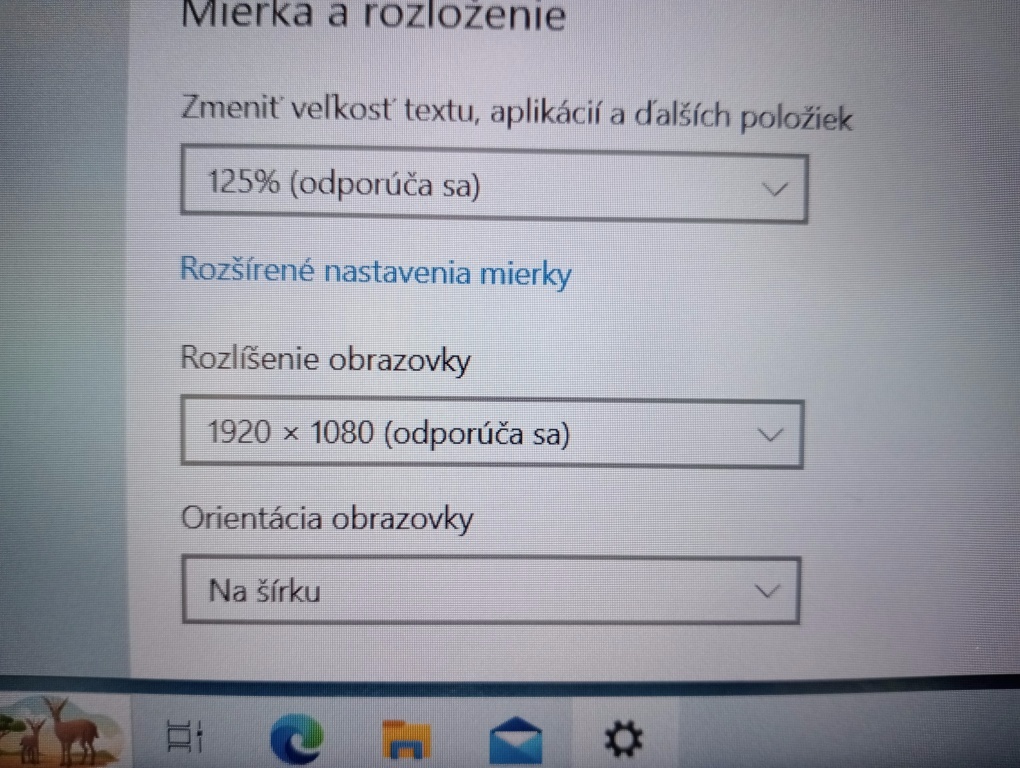 predám Acer extensa 15 EX215-22 - AMD Ryzen 3 , 8gb ram - 4
