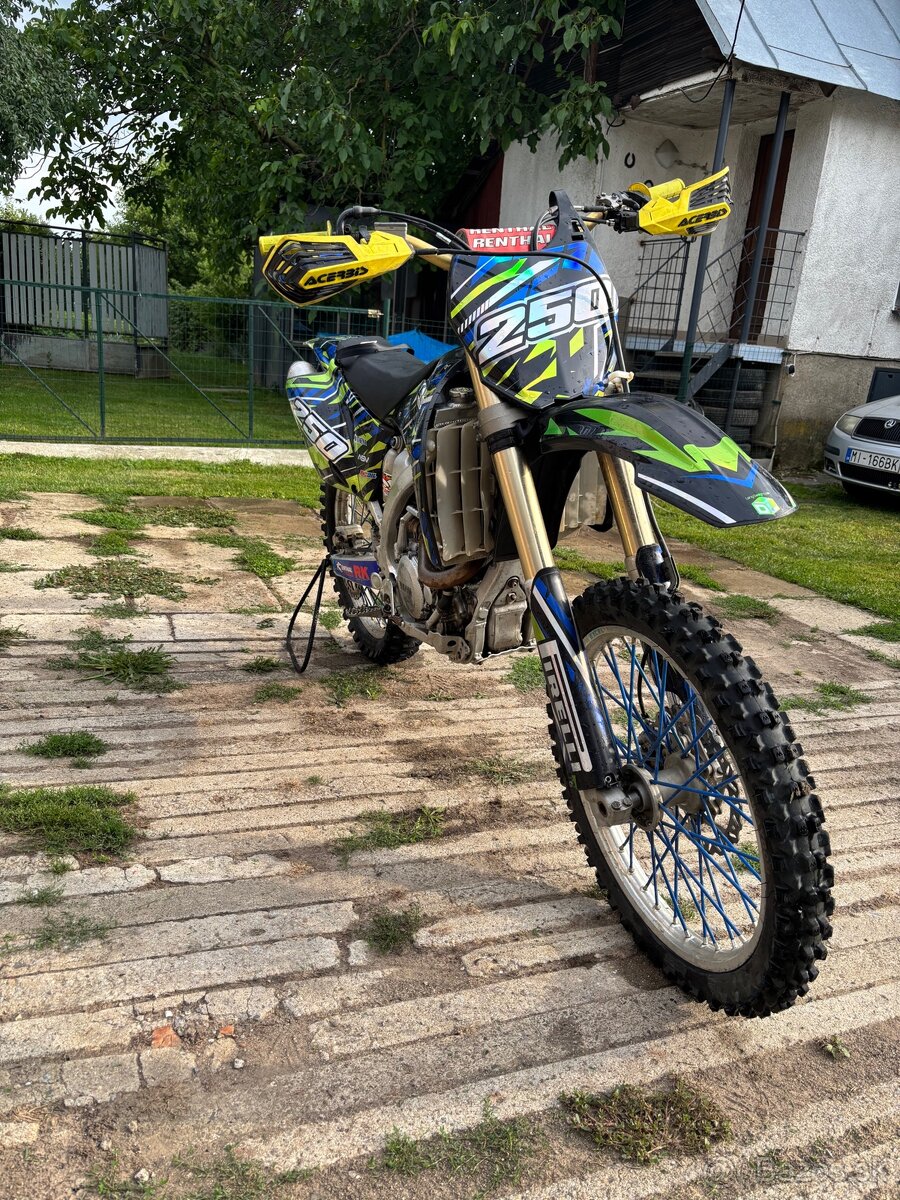 Yamaha yzf 250, 2009