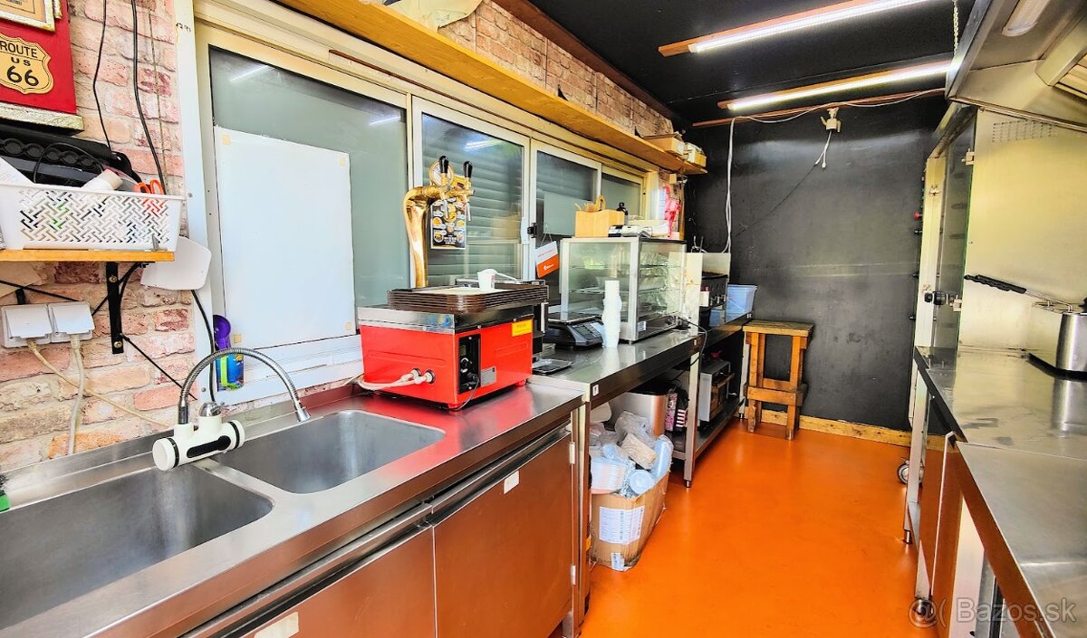 Predaj Zabehnutého Mobilného Gastro Kontajnera-Pipi Grill - 4