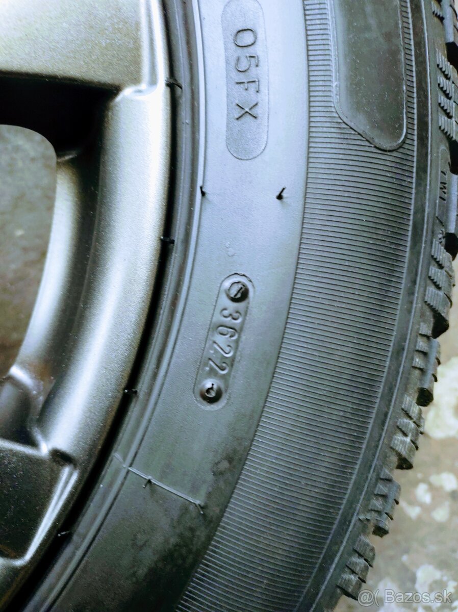 Zimné pneu 235/55 r17 - 4