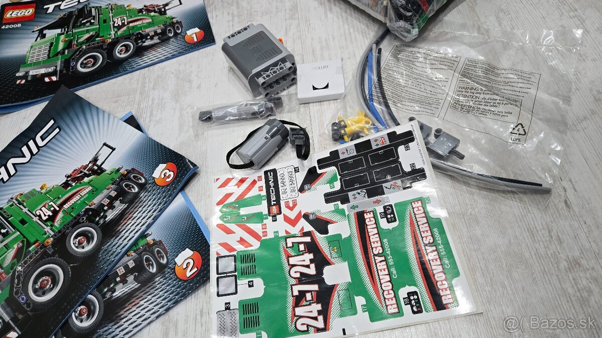 Predám LEGO Technic 42008 Pneumatický Service Truck z 2013 - 4