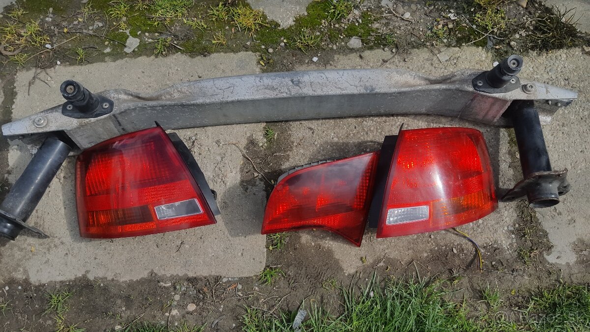 svetlá AUDI A4-B7 - 4