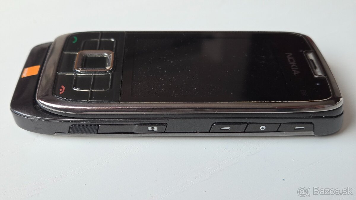 Predam Nokia E66 - 4