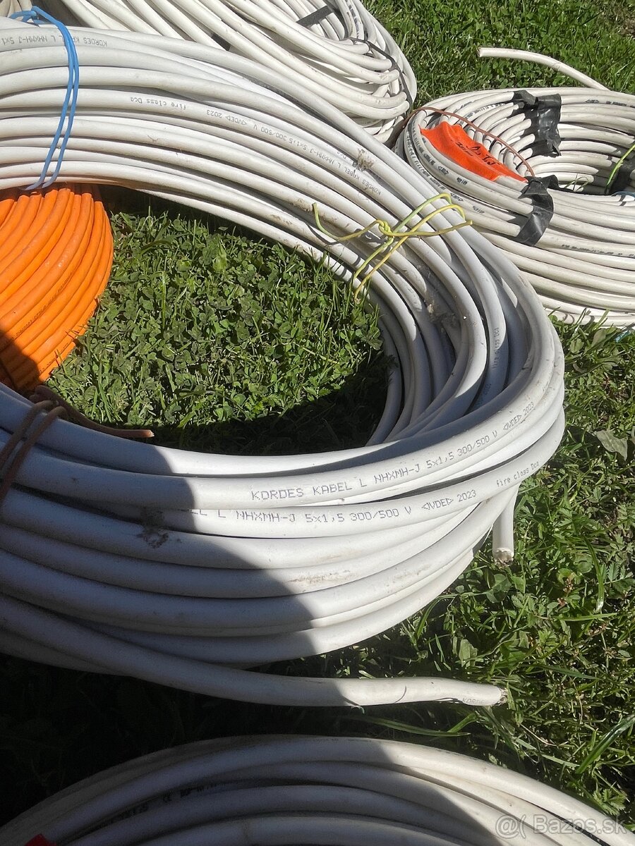 Predám rôzne káble 3x1,5; 5x1.5; 3x2,5; 5x2,5; dátový duplex - 4