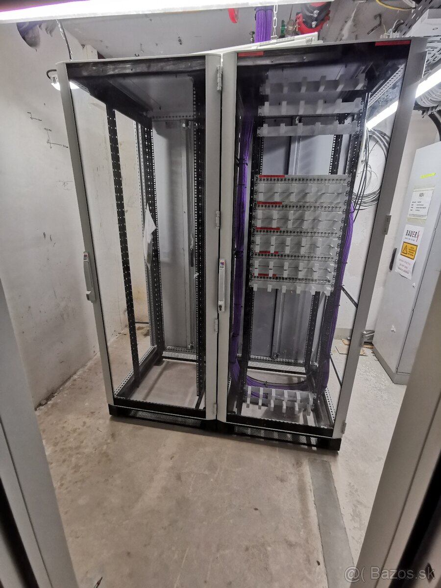 Elektrikár - pomocný elektrikár - Nemecko - 4