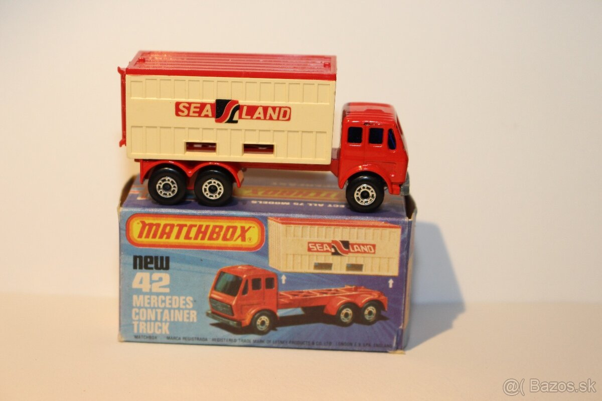 Matchbox SF Mercedes container truck - 4