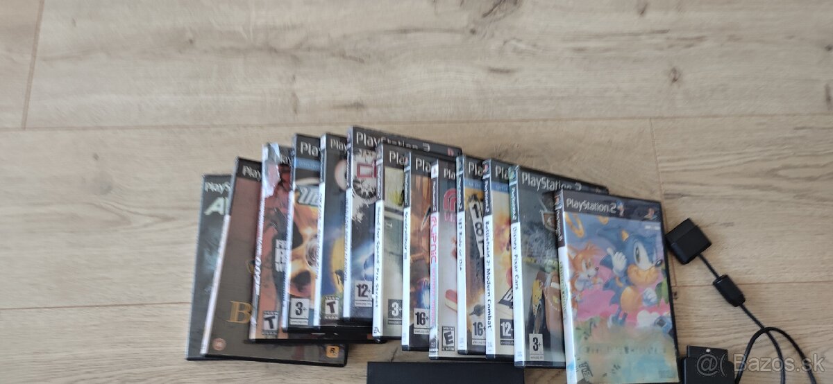 Playstation 2 slim + 128 karta, 2 ovládače - 4
