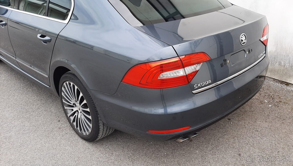 rozpredám Superb 2 sedan - F6F6 7G7G - 4