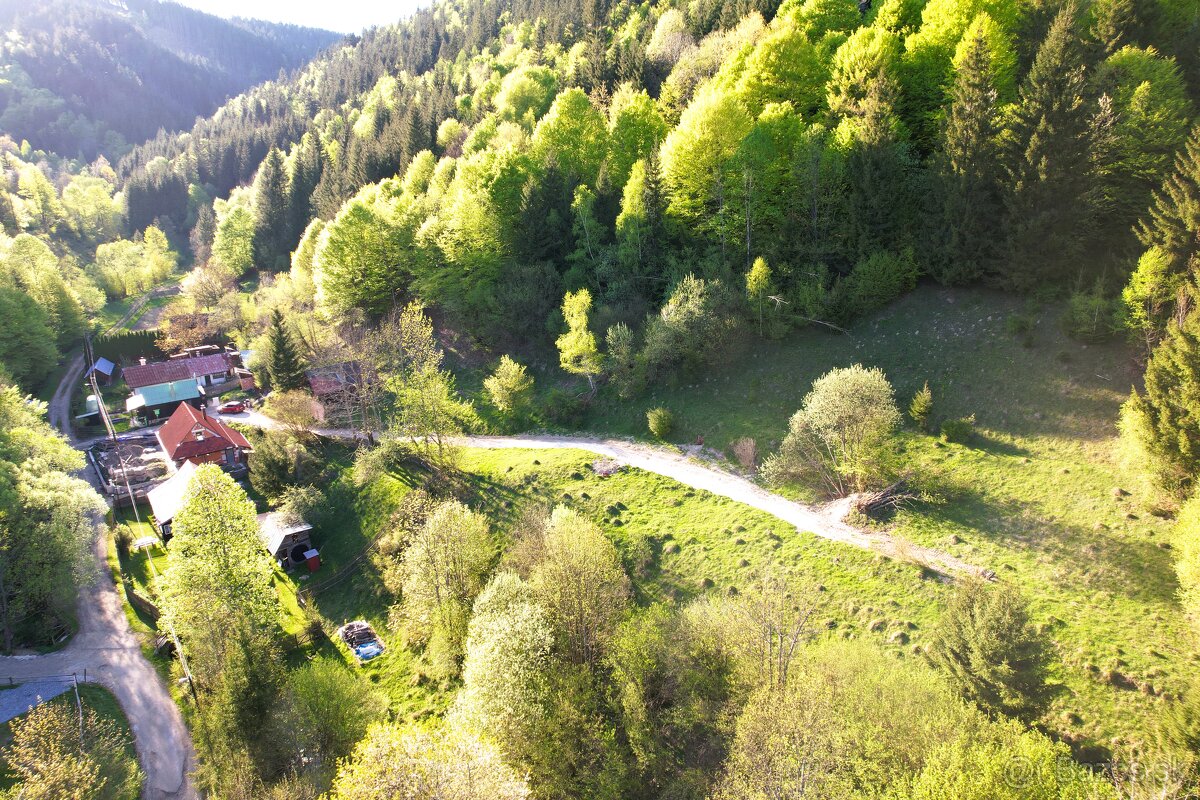 EXKLUZÍVNE Pozemky so stavebným povolením a projektovou - 4