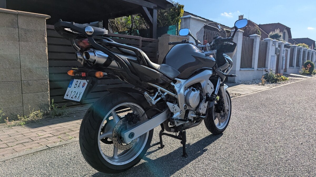 Yamaha FZ6 Fazer - 4