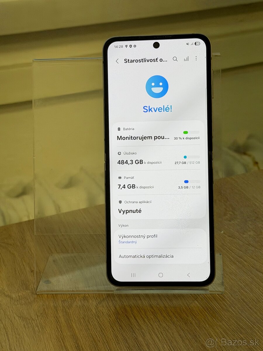 Dobrý deň Ponúkam na predaj Samsung Galaxy Z Flip 6 512GB - 4