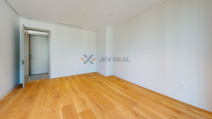 JKVreal ponúka: Moderný 3-izbový byt po kompletnej rekonštru - 4