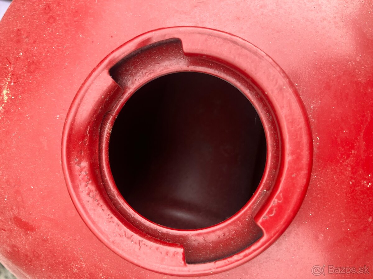 Predám nádrž mz 150 2 ks v dobrom stave 100€ - 4