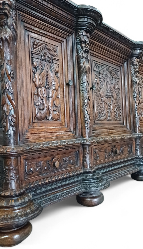 Starožitný nabytok - 4