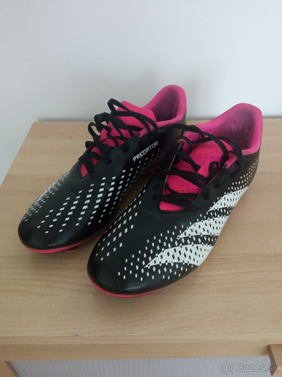Predám Adidas kopačky - 4