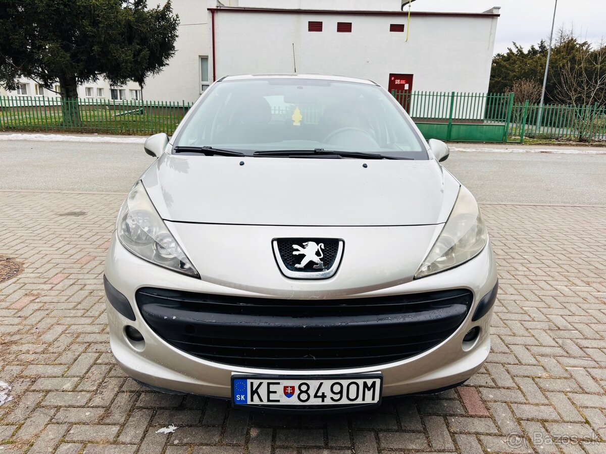 Peugeot 207 1.4 benzín 54 kW - 4