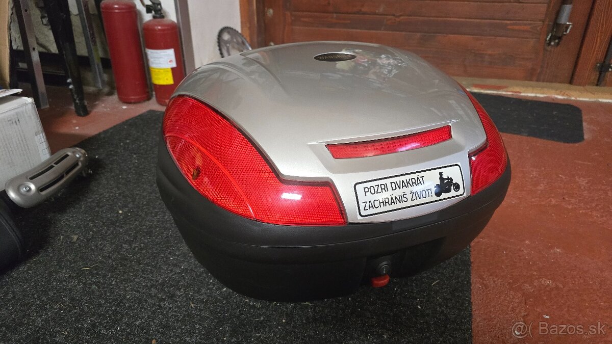 Moto Kufor + Montážna platňa + 2x kľúč - 4