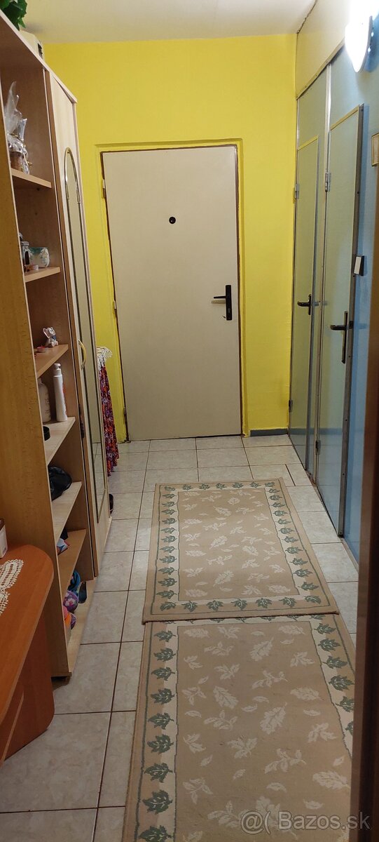 Prenájom 2-izbového bytu Čiernej nad Tisou, nezariadený. - 4