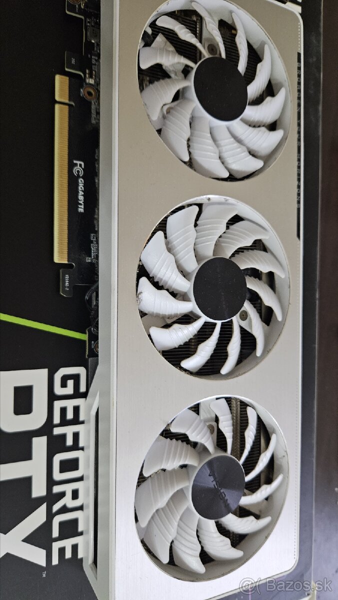 Predám Gigabyte rtx 3060 Vision OC 12gb rev.2 - 4