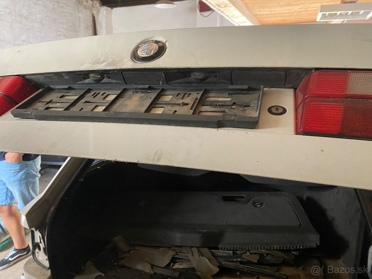 Predam diely na BMW e34 touring - 4