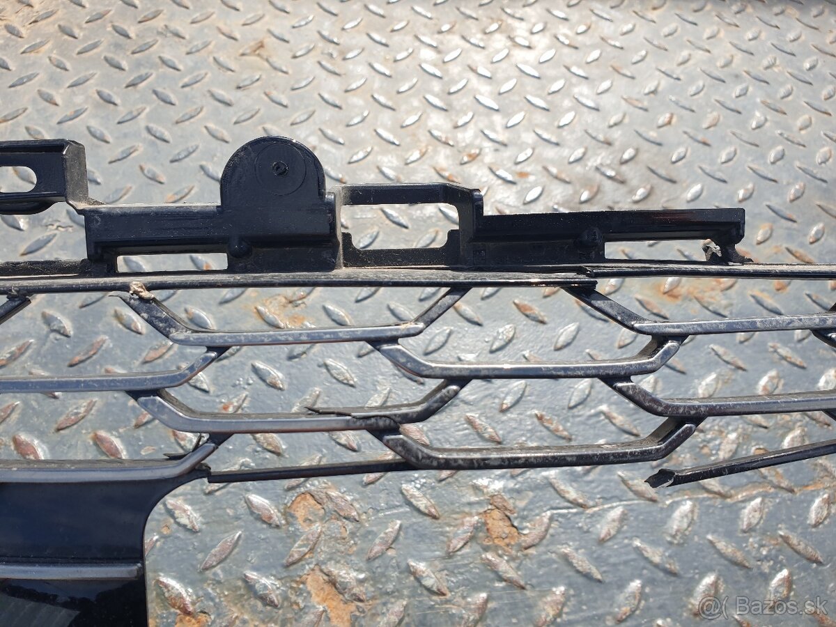 PREDAM PREDNU MASKU TOYOTA COROLLA GR SPORT - 4