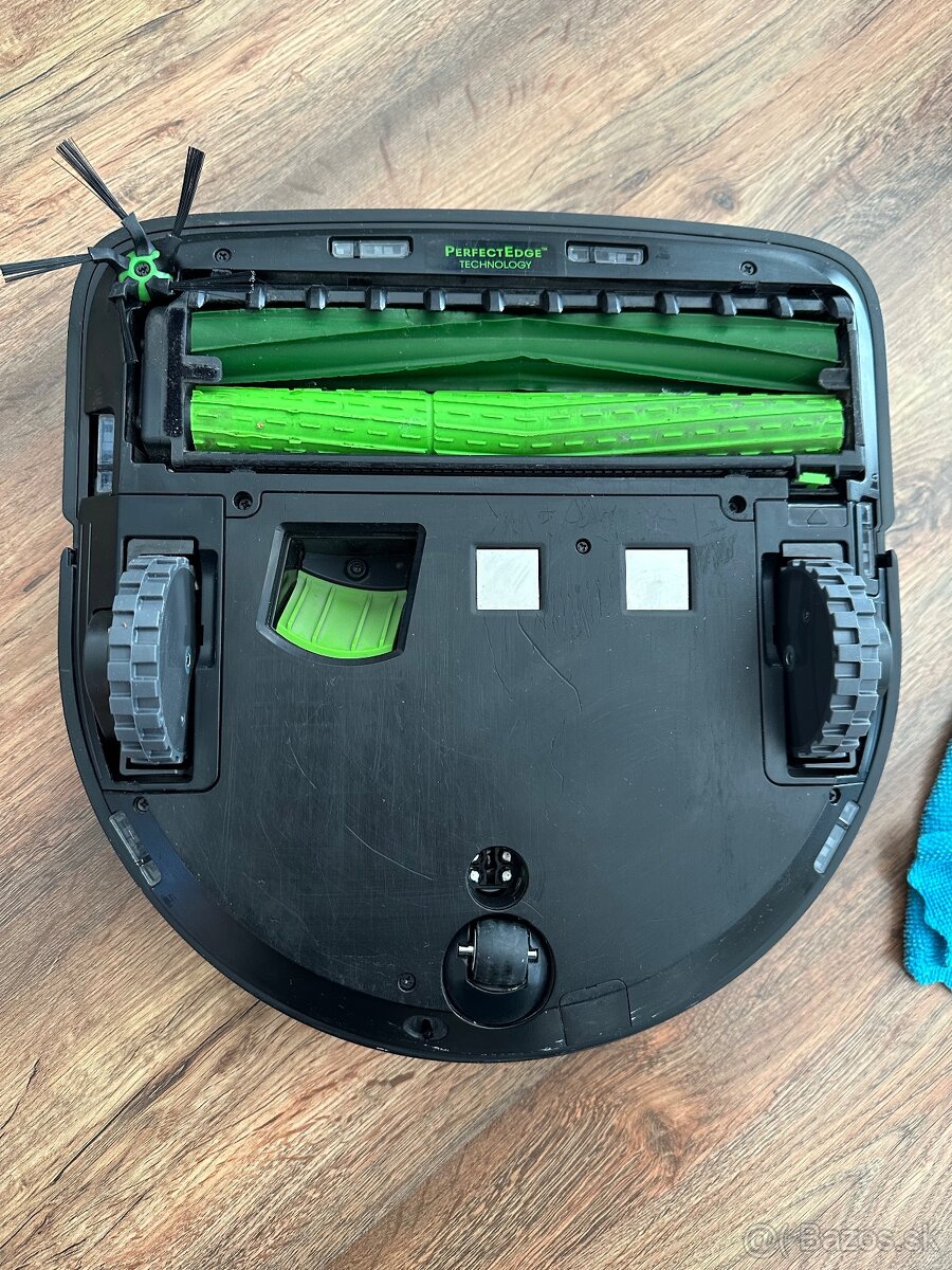 iRobot Roomba S9+ - 4