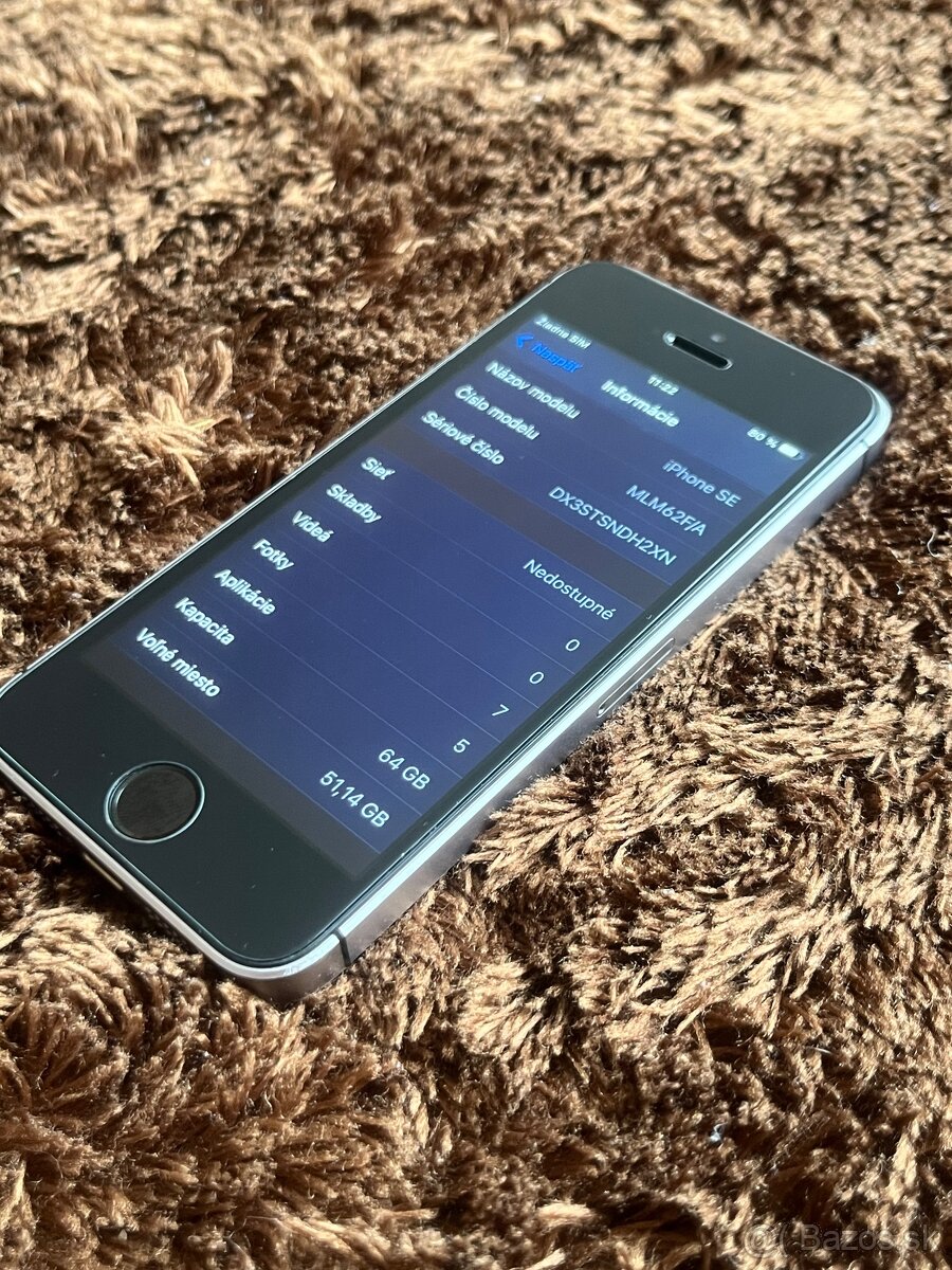 Predám iPhone SE 64GB - 4