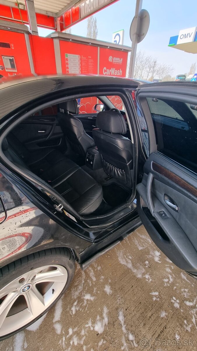 BMW 530 (E60) xDrive (4x4). - 4