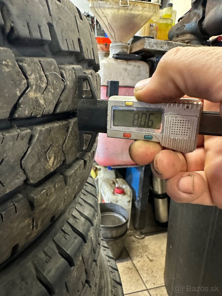 205/70r15c - 4