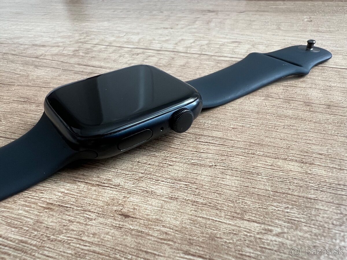 Apple Watch SE 2 44 mm - 4