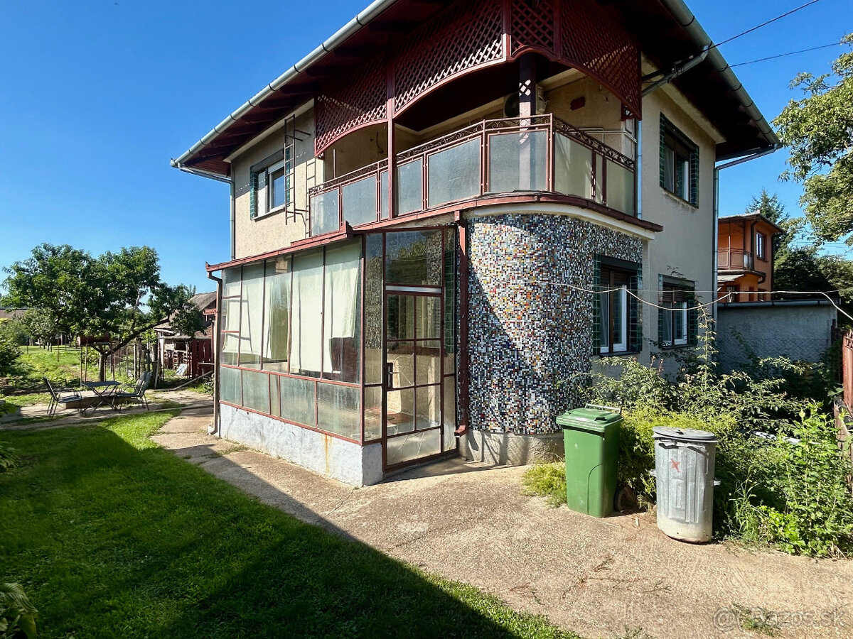 Na predaj čiastočne rekonštruovaný 4-izb. RD s garážou. - 4