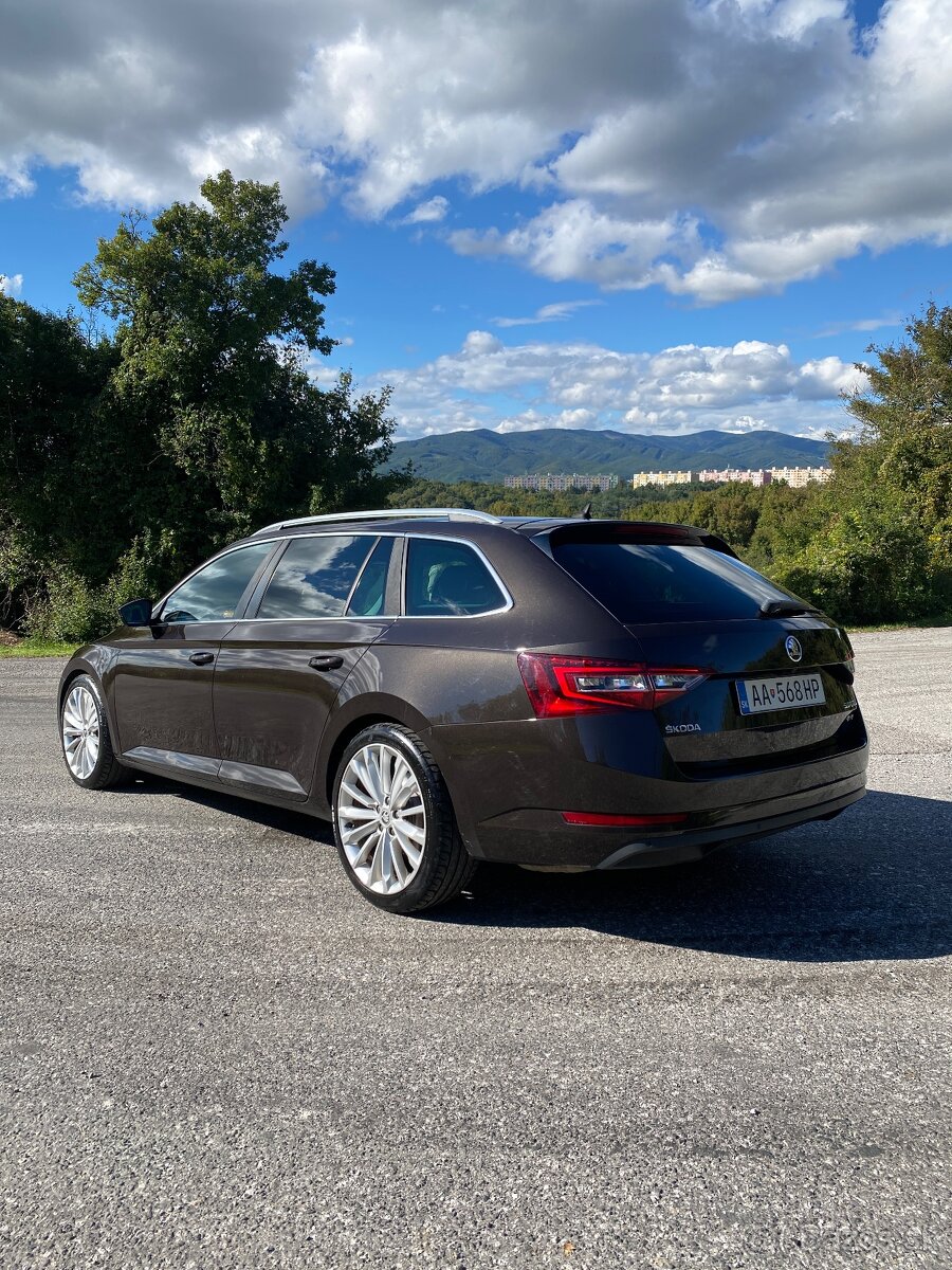 Škoda Superb III combi 2.0tdi 4x4 WEBASTO - 4