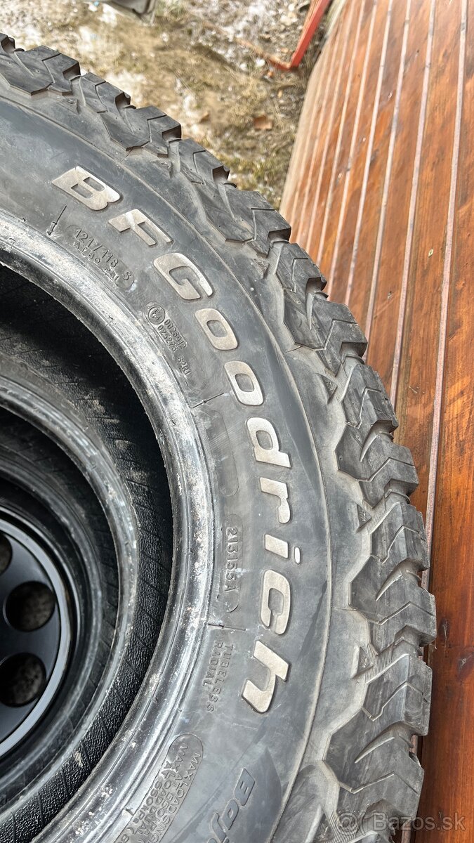 Pneu BF Goodrich 265/70 r17 - 4