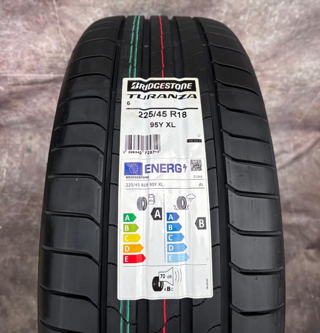 Letní top alu Bmw Performance 225/45R18 95Y - 4