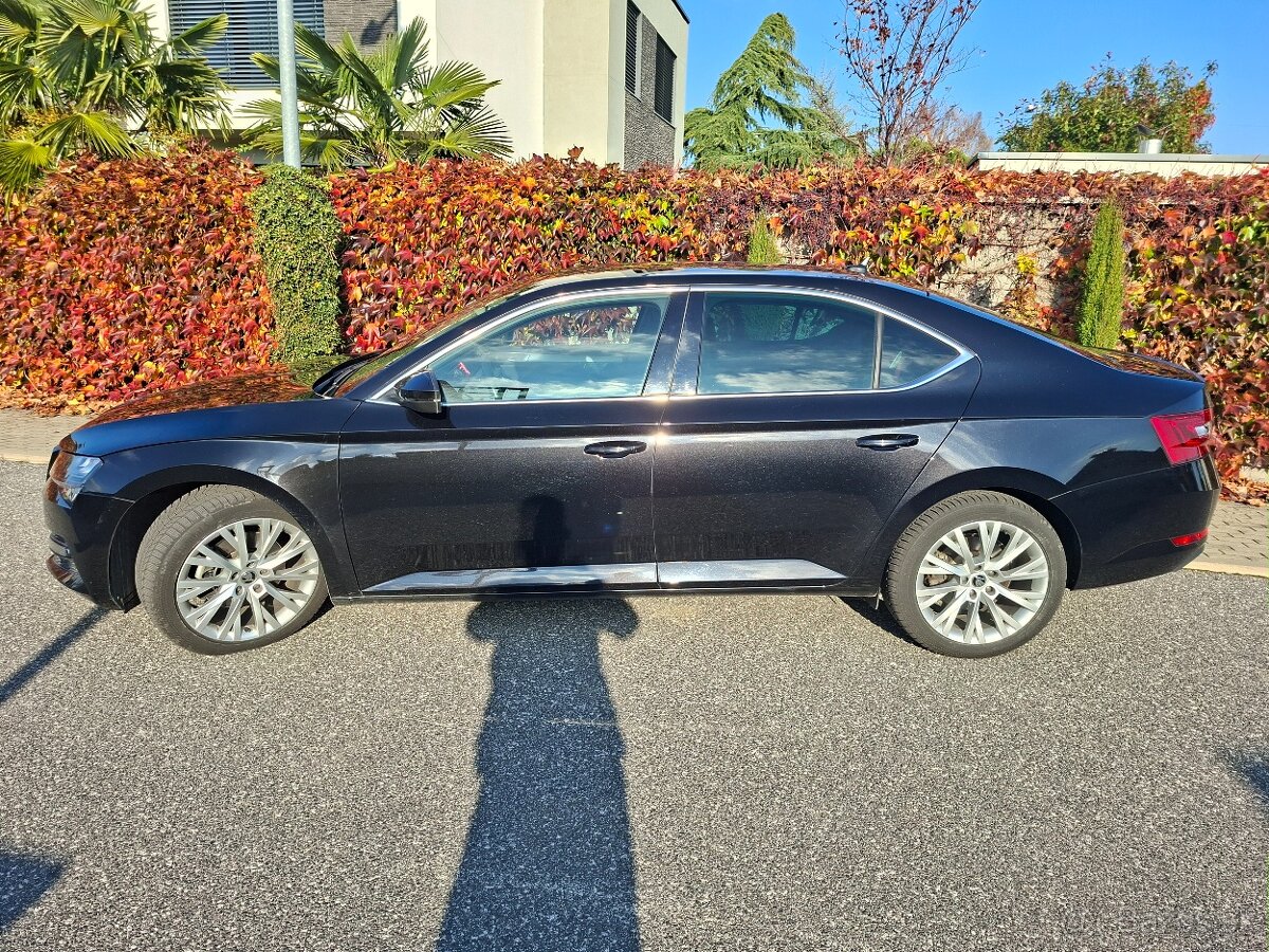 Škoda Superb LIVE 2.0 TDI 110kW - rv 2020 - 4