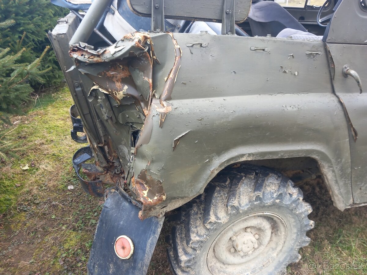 Uaz 469 - 4