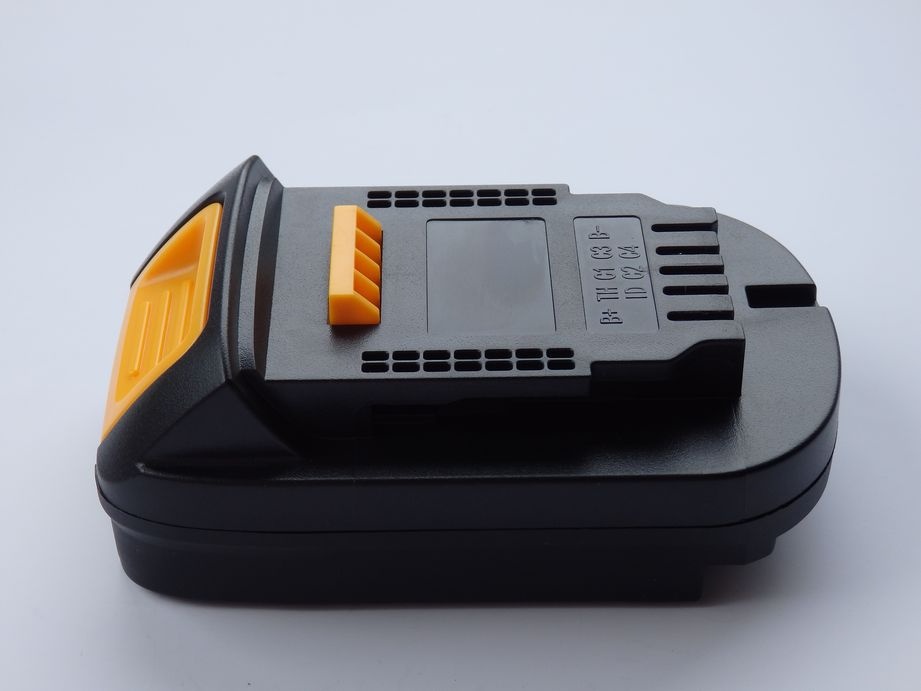 Adaptér HILTI / DeWALT - 4