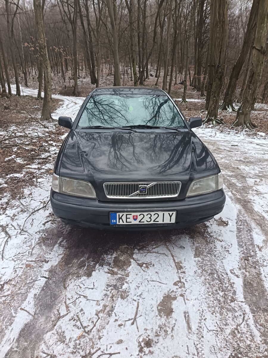 Predam volvo v40 - 4
