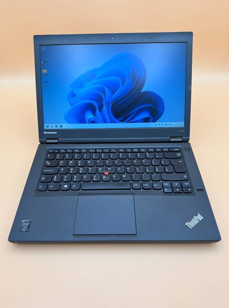 Notebook 14" Lenovo.Intel i5-4300M 2x2,60GHz.8gb ram.256SSD - 4