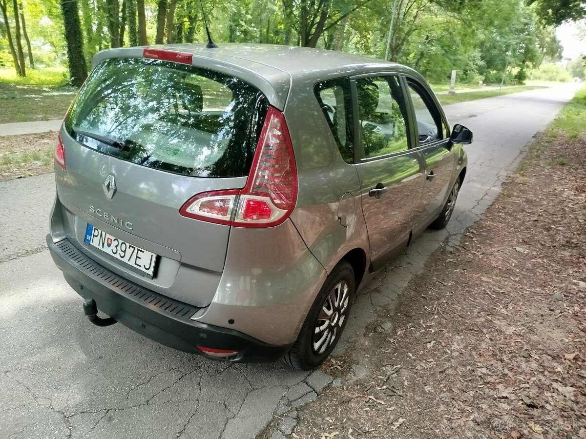 Renault Scénic 1.6 benzín - 4