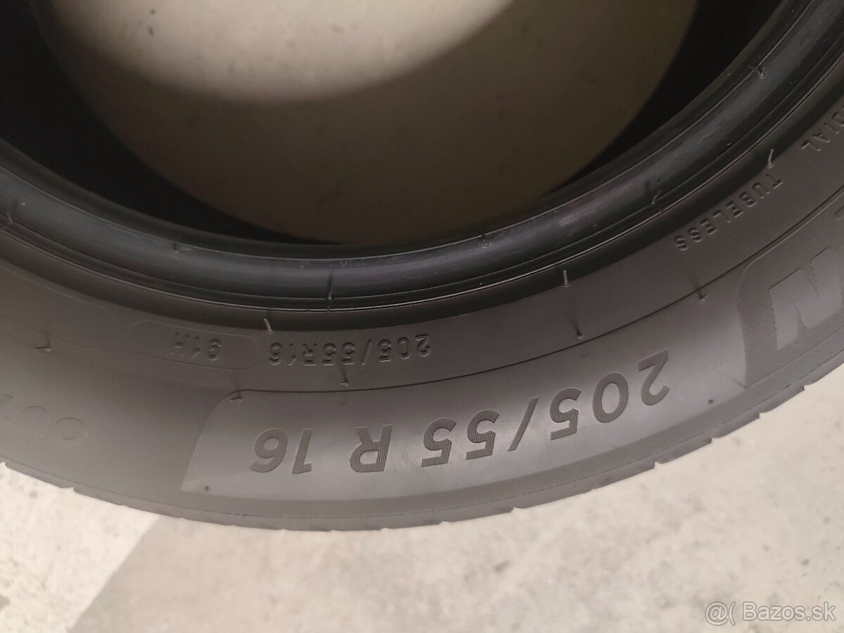 205/55R16 - 4