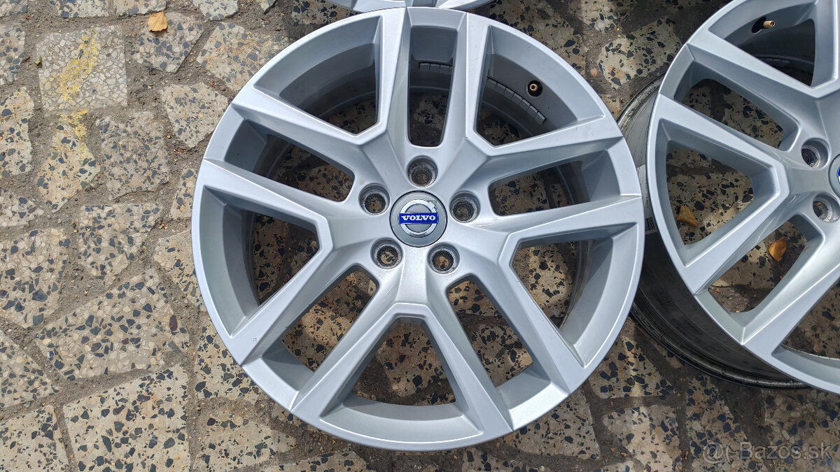 5x108 R18 --- VOLVO XC60 ... - 4