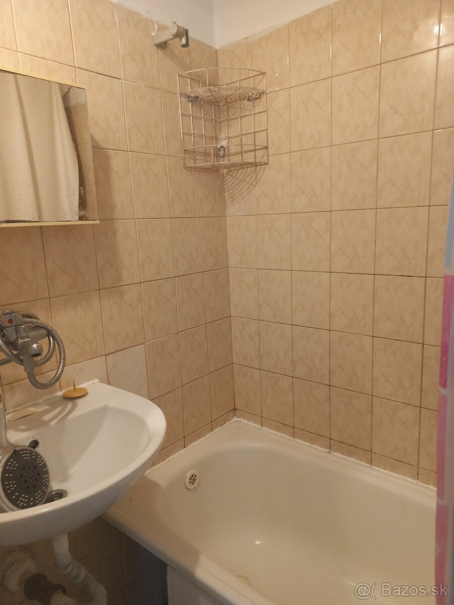 2-izb.byt za 550eur v Bratislave - 4